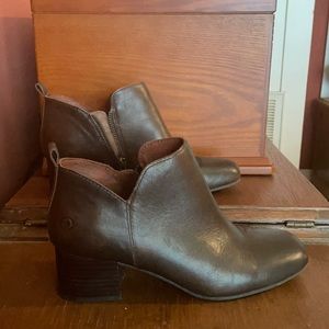 Born Leather Ankle Boots - Size 7